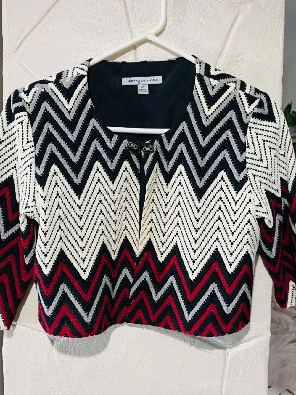Vintage Crochet Danny & Nicole Chevron Zigzag Cropped Jacket